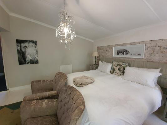 Room image 2