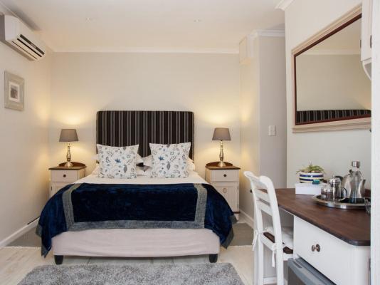 Room image 11