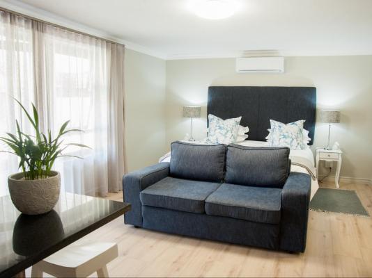 Room image 11