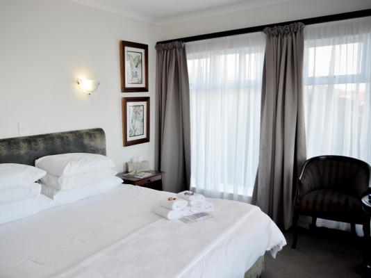 Room image 1