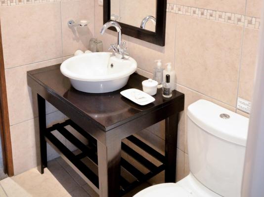 Room image 3