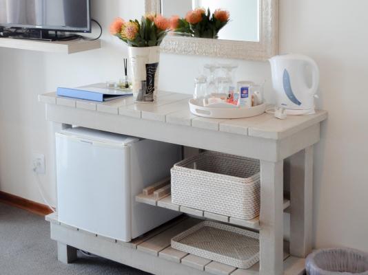 Room image 4