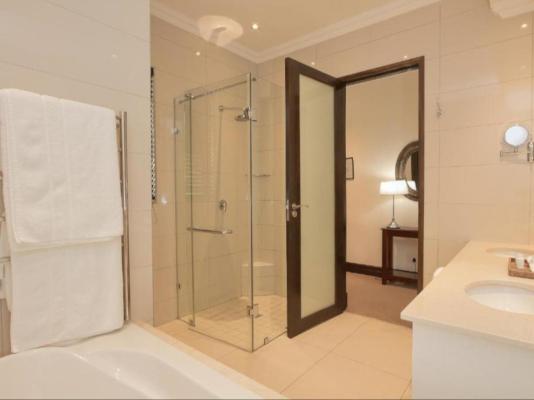 Room image 1
