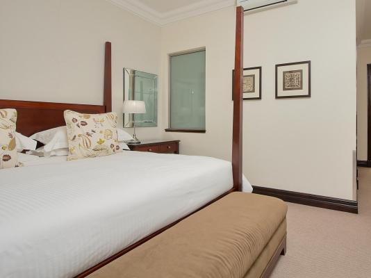 Room image 15