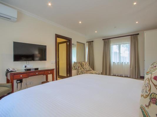 Room image 24