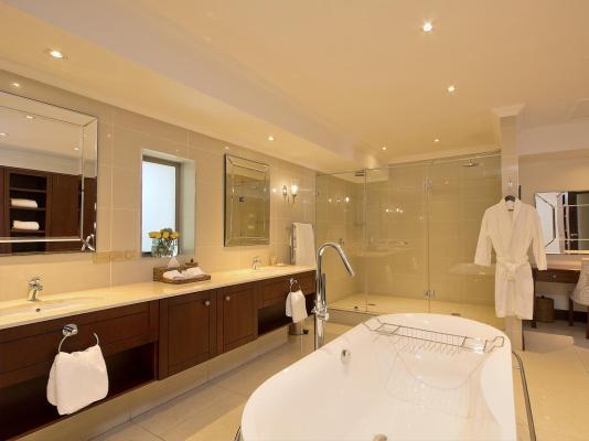 Room image 30