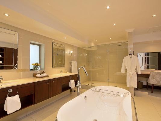 Room image 38