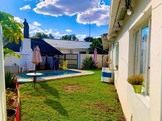 Kates Nest Guesthouse - 223352