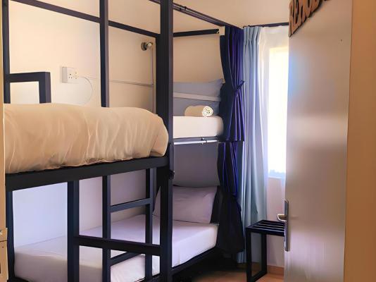 Room image 3