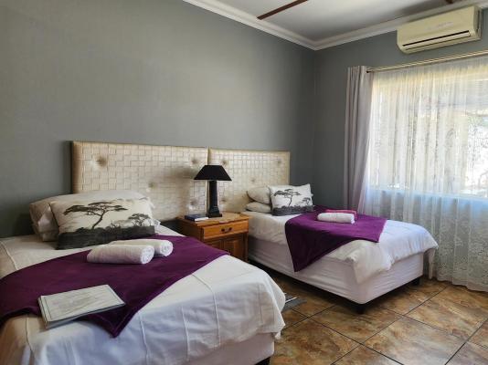 Room image 2