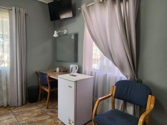 Room image 5