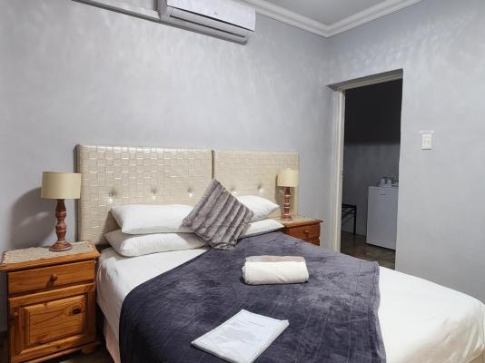 Room image 3