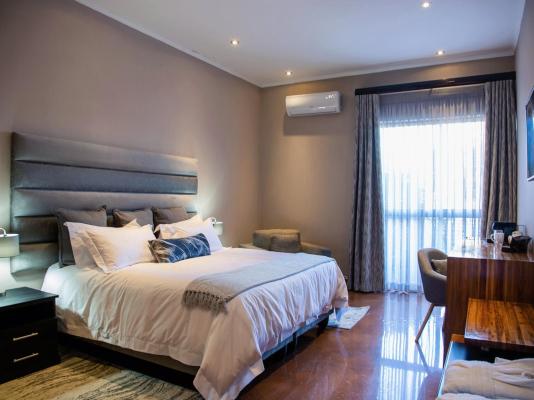 Room image 5