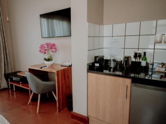 Room image 3