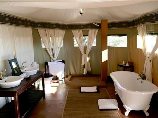 Room image 4