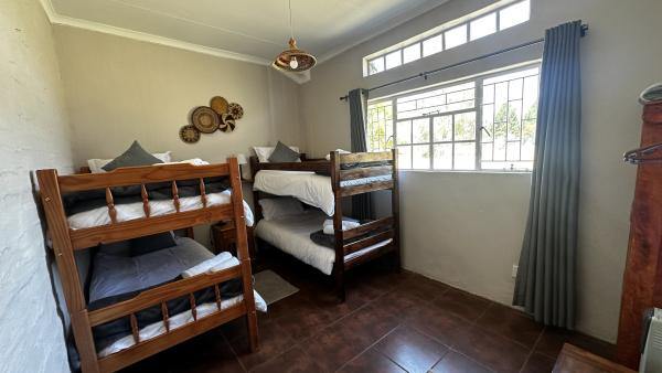 Room image 32