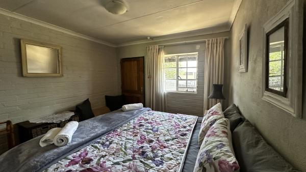 Room image 42