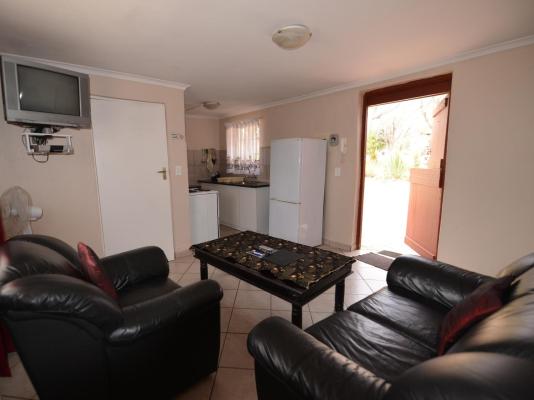 Room image 8