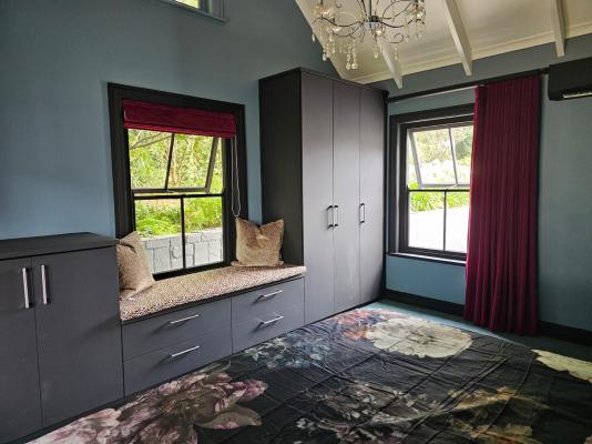 Room image 7