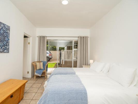 Room image 5