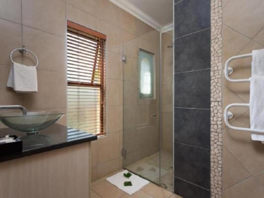 Room image 2