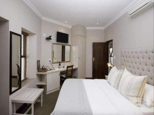 Room image 23