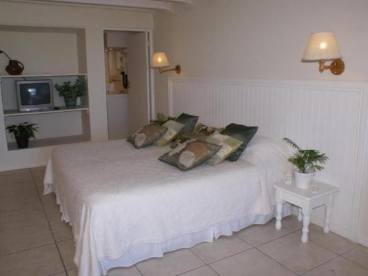 Room image 4