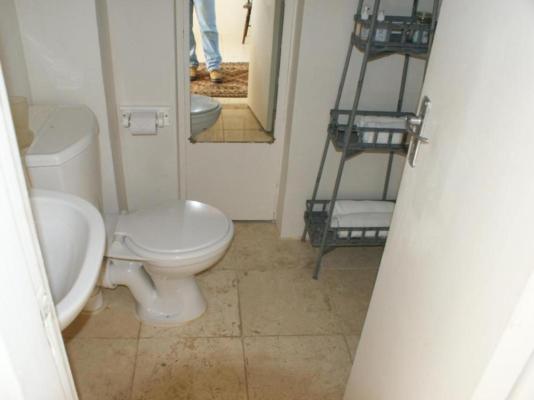 Room image 1