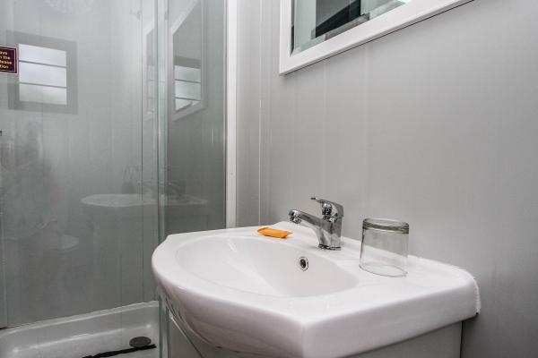 Room image 4