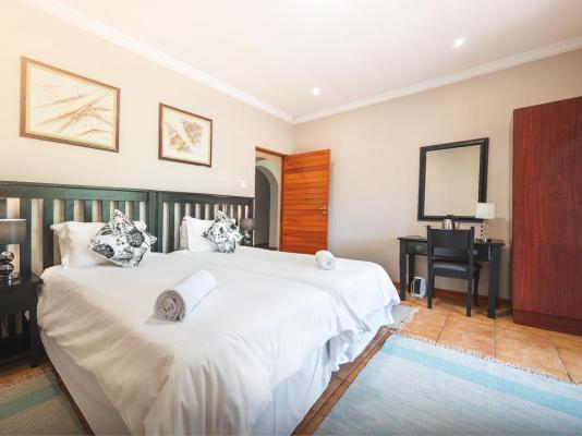 Room image 20