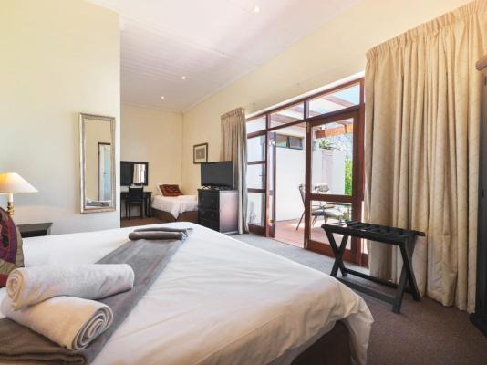 Room image 9