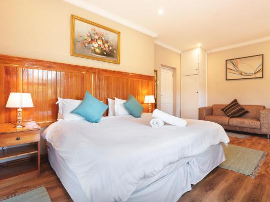 Room image 13