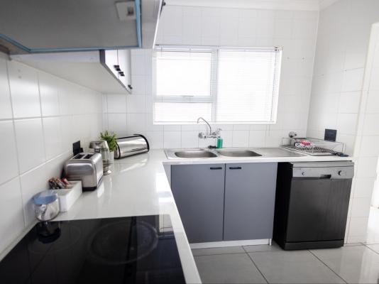 The Odeon Beachfront - 225720