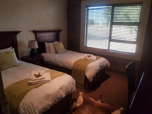 Room image 2