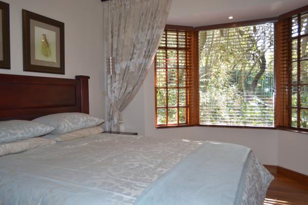 Room image 2