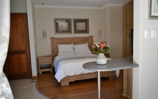 Room image 3