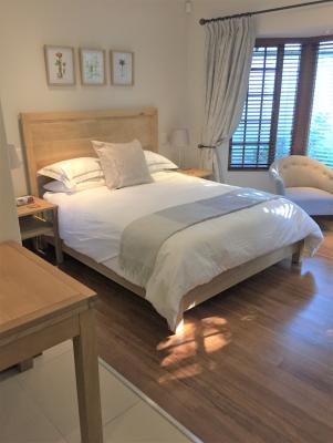 Room image 4