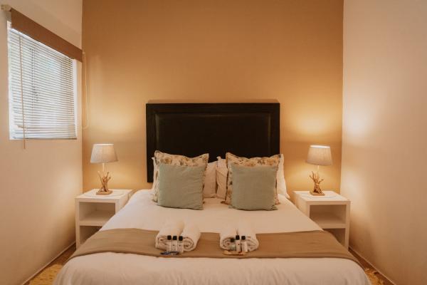 Room image 3