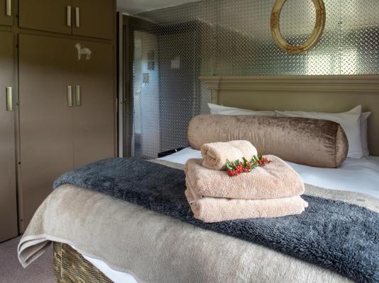 Room image 5