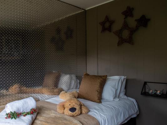 Room image 7