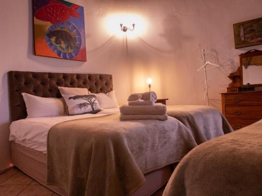 Room image 5