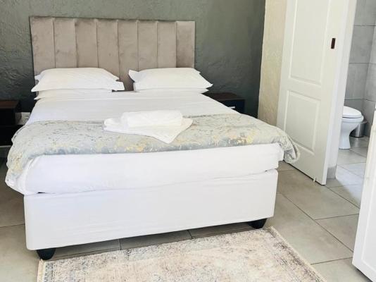 Room image 2