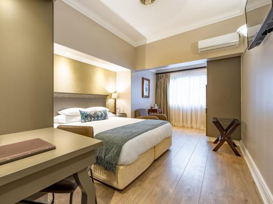 Room image 1