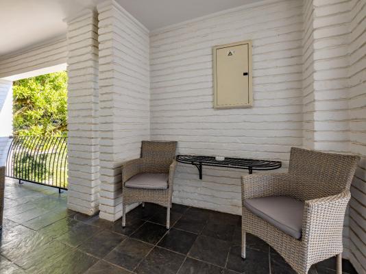 Room image 3