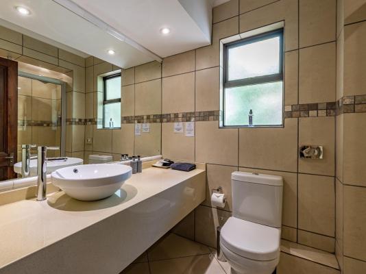 Room image 7
