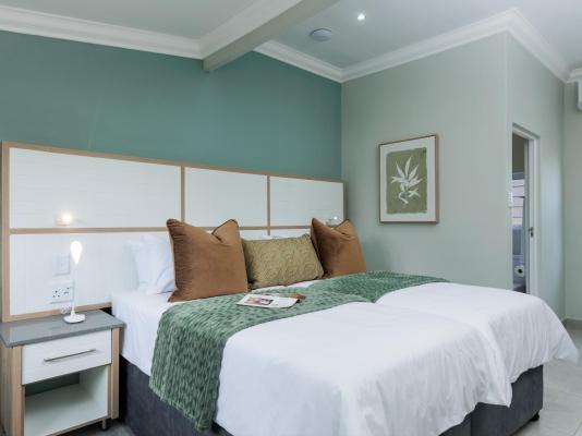 Room image 6
