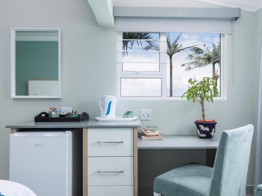 Room image 8