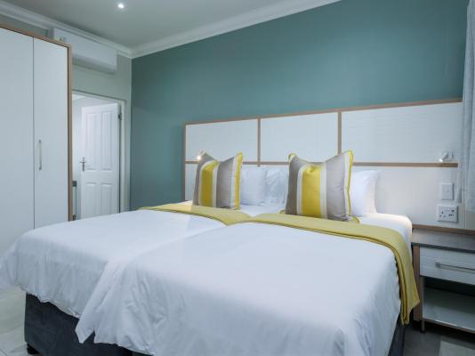 Room image 13