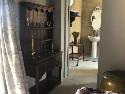 Room image 1