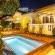 Tom's Guest House - 226529